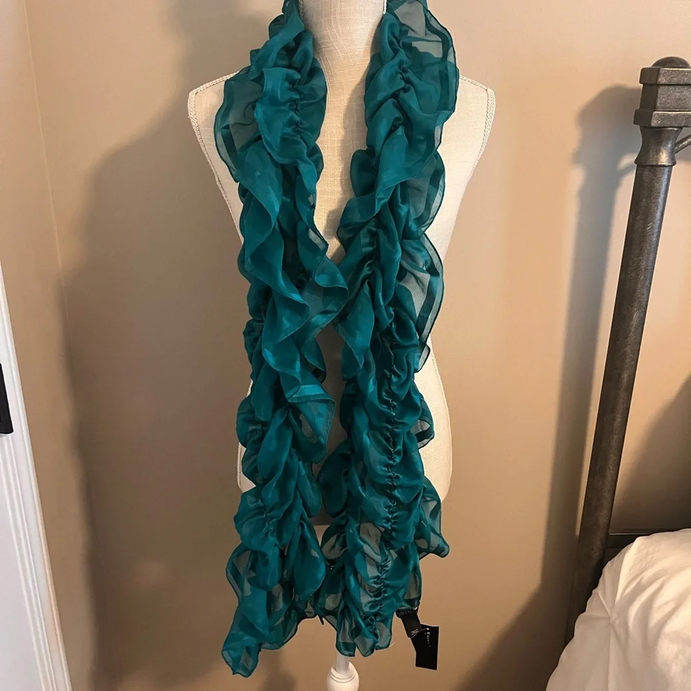 NWT White house black market ruffled scarf - Picture 1 of 5